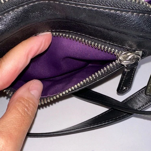 Rare Vintage Coach Black Leather Crossbody Bag with Silver Accents purple lining - Picture 3 of 10